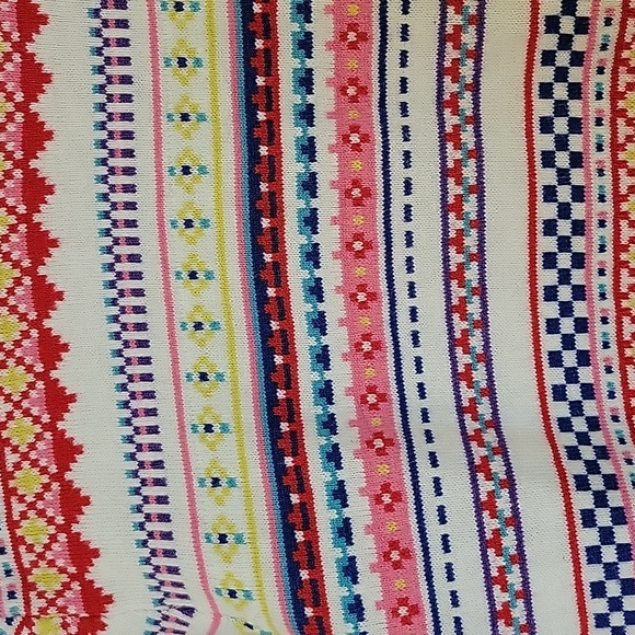 Multiple Color Sweater - Picture 3 of 8